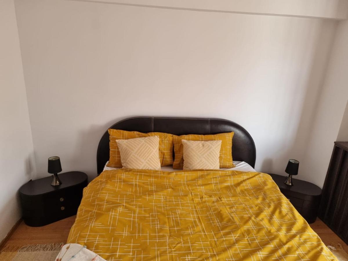 Clau Home Hunedoara Eksteriør bilde